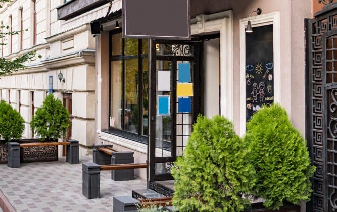 kurumsal markalar icin cadde dukkani secimi kriterleri